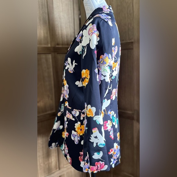 NWT A New Day Women’s Vibrant Floral Blazer. - Picture 4 of 9